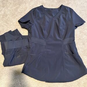 Cherokee infinity scrub set pewter grey small top small petite bottoms like new